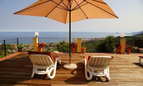 Casa Vacanze Santi Pietra Ligure Exterior foto